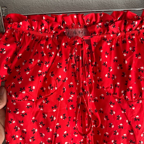 Red mini dress - Picture 2 of 3